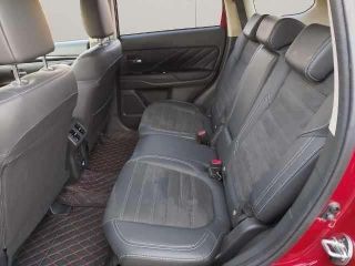 Mitsubishi Outlander PHEV Diamant-Paket 2.4 MIVEC 4WD