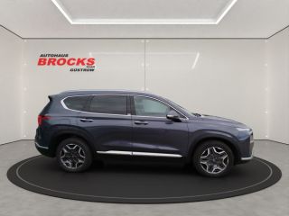 Hyundai Santa Fe   Prime Plug-In Hybrid 4WD