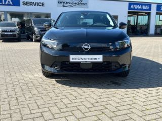 Hyundai STARIA Signature + Panoramadach + AHK abnehmbar