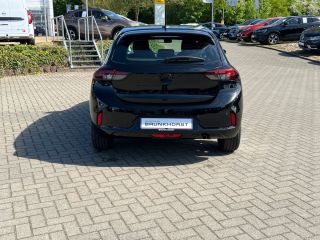 Hyundai STARIA Signature + Panoramadach + AHK abnehmbar