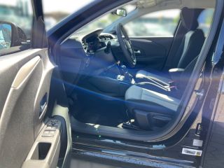 Hyundai STARIA Signature + Panoramadach + AHK abnehmbar