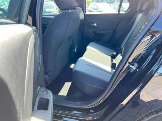 Hyundai STARIA Signature + Panoramadach + AHK abnehmbar