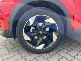 Mitsubishi Outlander PHEV PLUS mit Intro-Paket 4WD