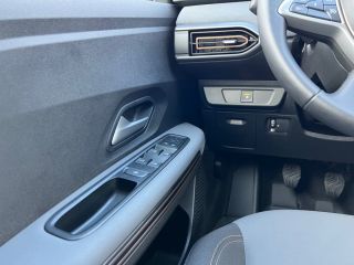 Dacia Jogger  TCe 110 Extreme 7-S+SHZ+Navi+LED