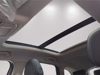 Mitsubishi Outlander Top Pano 360°Head-Up LED