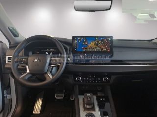 Mitsubishi Plug-in Hybrid Outlander Top Pano 360°Head-Up LE