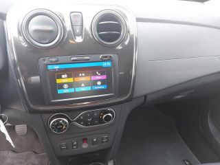 Dacia Sandero Comfort TCe 90 Navi Klimaaut. PDC