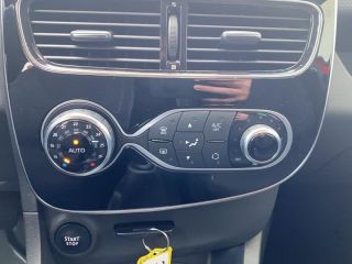 Renault Clio Limited TCe 90 Navi Klimaaut. Keyless PDC