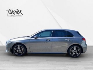 Mercedes-Benz A 220 AMG Line Night Multib. MBUX