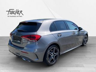 Mercedes-Benz A 220 AMG Line Night Multib. MBUX