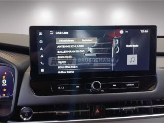 Mitsubishi Plug-in Hybrid Outlander 360°Kamera LED ACC NAVI