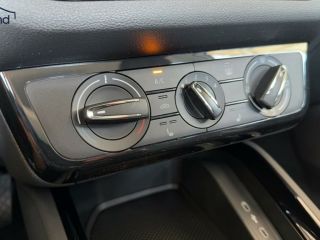 Skoda Kamiq 1,0 TSI 130 Jahre AHK DAB LED Kamera 130 JAHRE