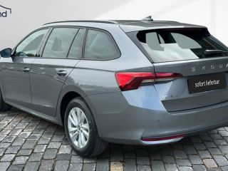 Skoda Octavia IV Combi 2,0 TDI DSG Selection SHZ App SELECTION