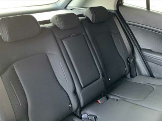 Peugeot 2008 II 1,2 PT (MHEV) GT Keyless Navi Kamera GT