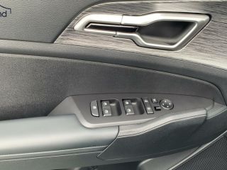 Peugeot 2008 II 1,2 PT (MHEV) GT Keyless Navi Kamera GT