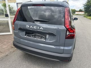 Skoda Kamiq 1,0 TSI DSG 130 Jahre Alarm Keyless LED 130 JAHRE
