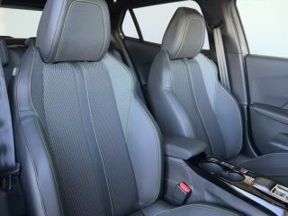 Peugeot 2008 II 1,2 PT (MHEV) GT Keyless Navi Kamera GT