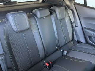 Peugeot 2008 II 1,2 PT (MHEV) GT Keyless Navi Kamera GT