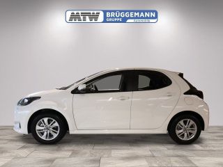 Mazda 2 Hybrid 1.5L 116PS CENTER LINE Rückfahrkamera