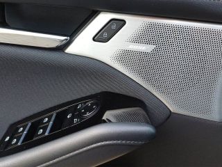 Mazda 3 2.5L 140PS NAGISA AUT. NAVI BOSE LEDER KAMERA