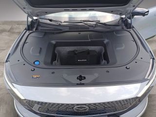 Mazda 3 2.5L EXCLUSIVE FASTBACK Aut. LIMO 360°KAMERA L