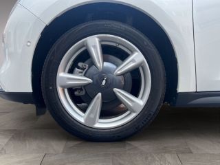 Mitsubishi Grandis 1.8 HYB. INTRO EDITION 360°KAMERA PDC