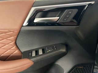 Mitsubishi Plug-in Hybrid Outlander Top PANO*LEDER*MASSSAGE
