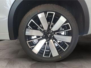 Mitsubishi Plug-in Hybrid Outlander Top Pano 360°Head-Up LE