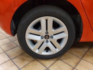 Renault Clio TCe 90 Evolution Winterpaket RFK LED