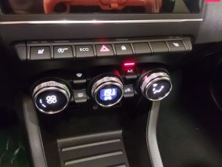 Renault Clio TCe 90 Evolution Winterpaket RFK LED