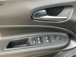 Jeep Avenger 1,2 T3 (MHEV) DCT Altitude Klimaaut. ALTITUDE
